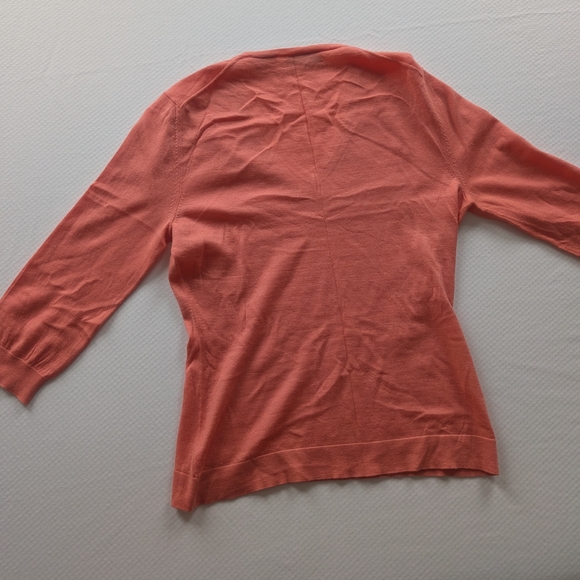 Neiman Marcus Coral V-Neck Sweater - Picture 3 of 9